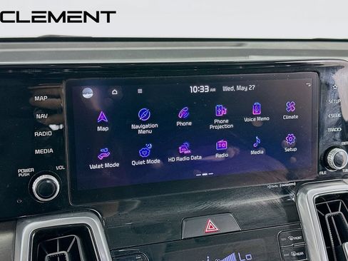 Used 2023 Kia Sorento SX AWD/4WD image 19