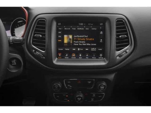 Used 2019 Jeep Compass Trailhawk w/ Cold Weather Group AWD/4WD image 12