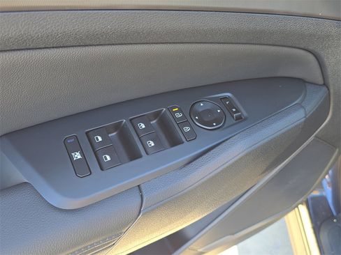 New 2026 Kia Sportage EX image 22