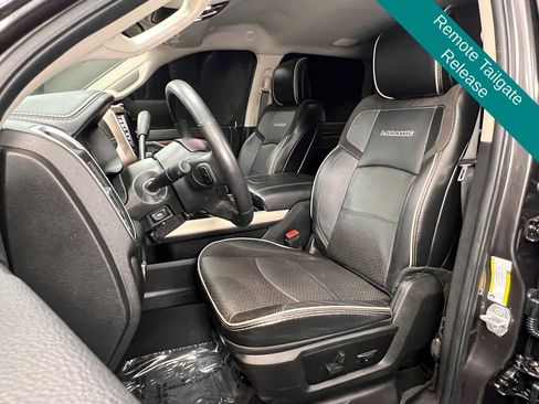 Used 2024 RAM 2500 Laramie w/ Towing Technology Group image 4