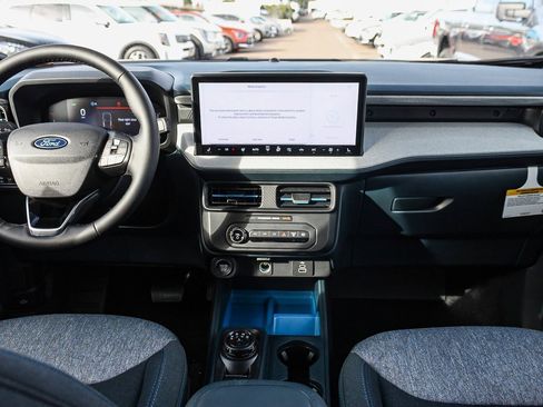 New 2025 Ford Maverick XLT w/ XLT Luxury Package image 12