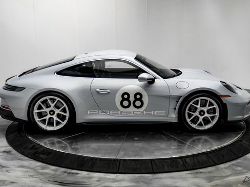 Used 2024 Porsche 911 GT3 RS image 23