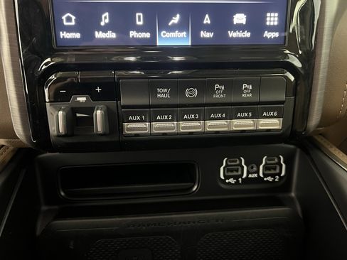 Used 2022 RAM 2500 Limited image 24