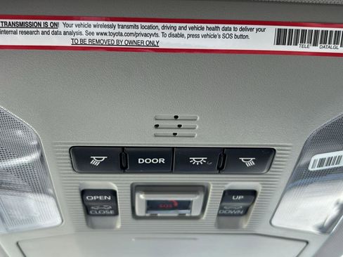 Used 2021 Toyota RAV4 XLE image 38