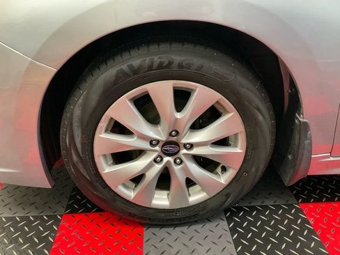 Used 2016 Subaru Legacy 2.5i Premium image 9