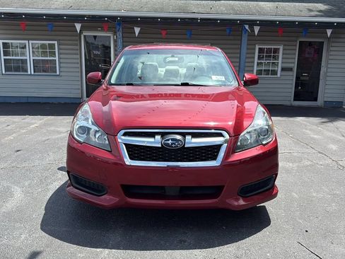 Used 2014 Subaru Legacy 2.5i Premium AWD/4WD image 2
