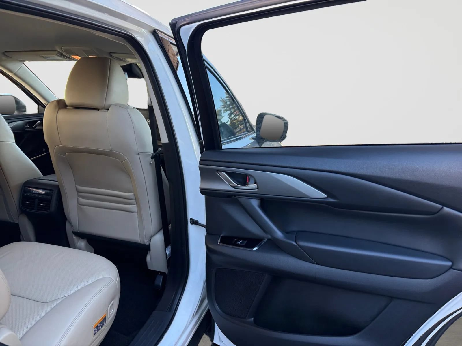 Used 2020 MAZDA CX-9 Touring AWD/4WD image 18