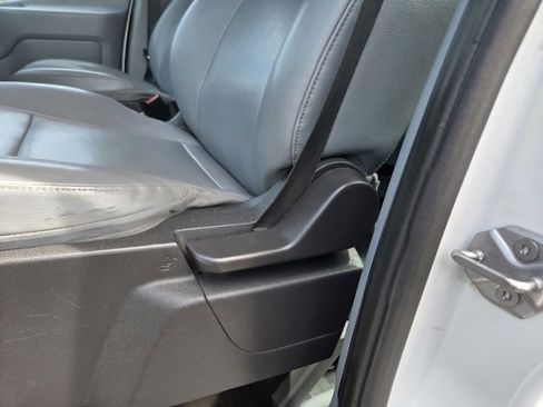 Used 2018 Ford Transit 150 XL RWD image 22