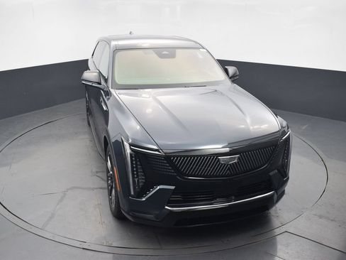 New 2026 Cadillac Escalade IQ Sport 2 w/ LPO, ONYX Package AWD/4WD image 39