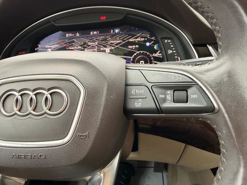 Used 2018 Audi Q7 3.0T Premium Plus image 25