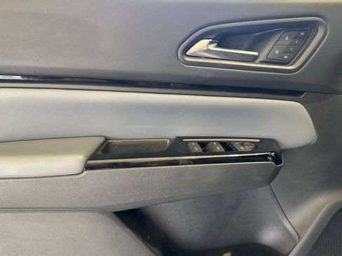 Used 2024 Honda Prologue Touring image 11