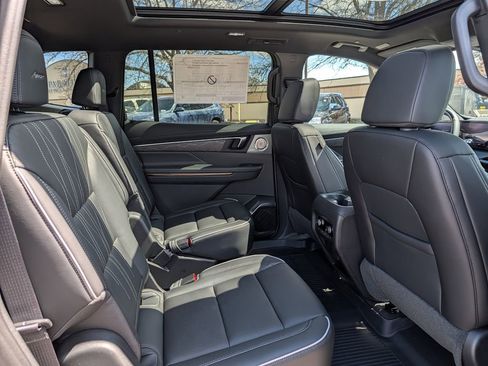 New 2026 Buick Enclave Avenir AWD/4WD image 28