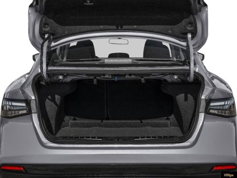 New 2026 Nissan Sentra SR w/ SR Premium Package FWD image 9