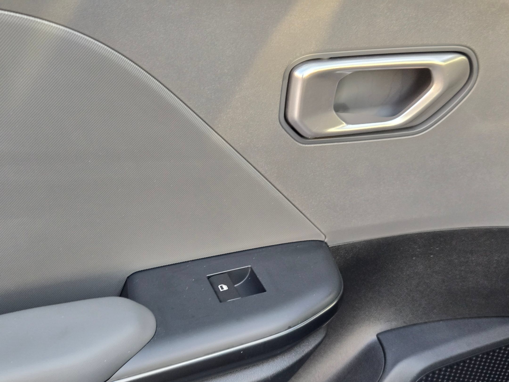 Used 2025 Kia K4 FWD image 34