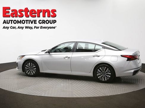 Used 2024 Nissan Altima 2.5 SV image 61