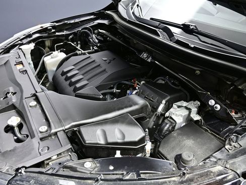 Used 2024 Mitsubishi Eclipse Cross LE image 22