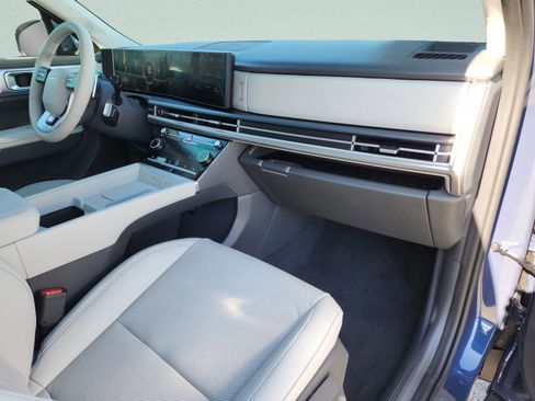 New 2026 Hyundai Santa Fe SEL FWD image 8