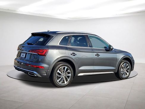 Used 2023 Audi Q5 2.0T Premium Plus w/ Premium Plus Package image 7