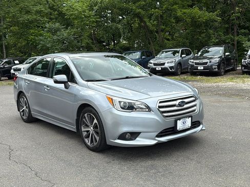 Used 2015 Subaru Legacy 2.5i Limited AWD/4WD image 3