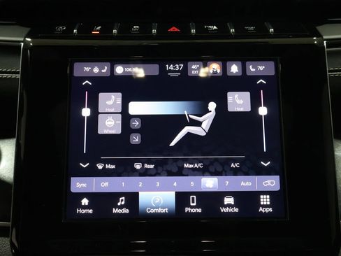 Used 2023 Jeep Grand Cherokee Altitude image 32