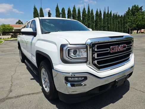 Used 2017 GMC Sierra 1500 SLE w/ SLE Value Package RWD image 2