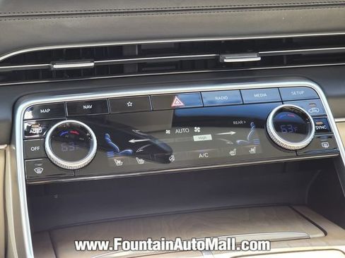 Used 2024 Genesis GV80 3.5T Advanced AWD/4WD image 12