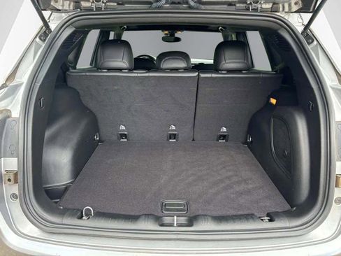 Used 2023 Jeep Compass Limited w/ Sun and Sound Group AWD/4WD image 36