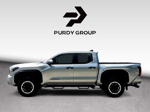 Used 2024 Toyota Tacoma TRD Off-Road w/ TRD Off Road Upgrade Package AWD/4WD image 5