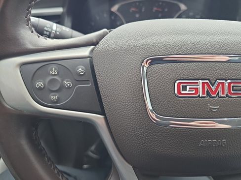Used 2018 GMC Acadia SLT image 14