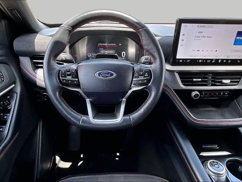 Used 2025 Ford Explorer ST-Line AWD/4WD image 6