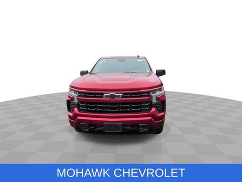 Used 2025 Chevrolet Silverado 1500 RST image 3