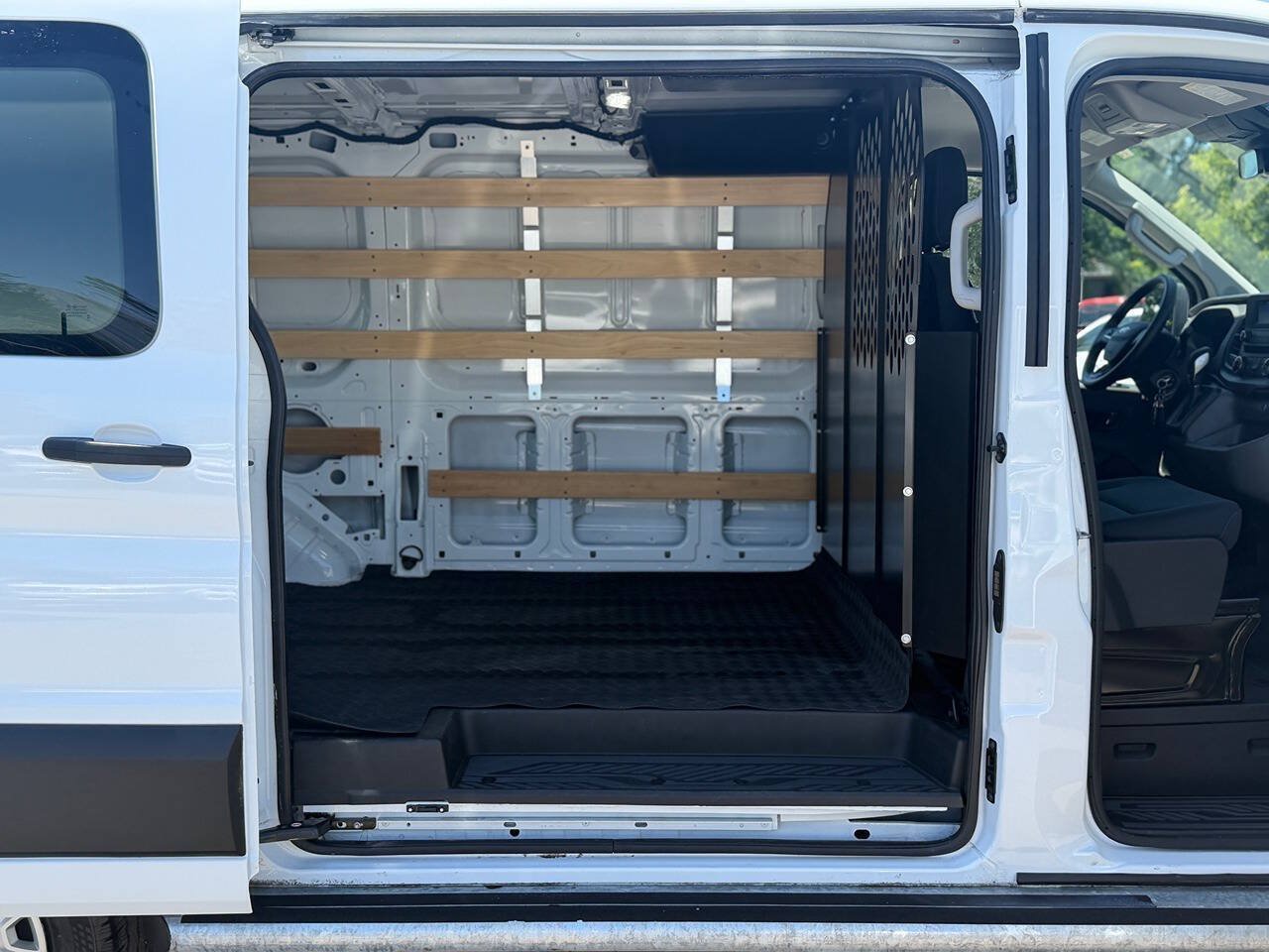 Used 2025 Ford Transit 250 Low Roof w/ Exterior Upgrade Package RWD image 78