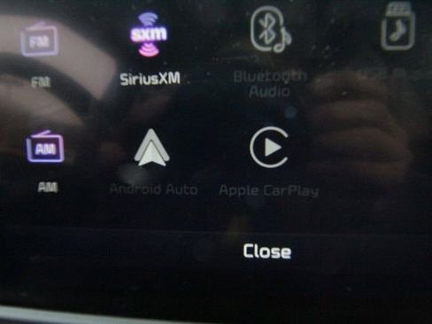 Used 2024 Kia Seltos SX w/ SX Sunroof Package image 4