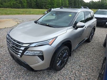 Used 2025 Nissan Rogue Platinum w/ Platinum Premium Package