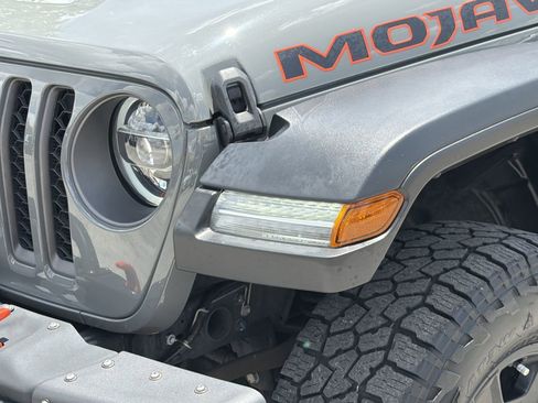 Used 2022 Jeep Gladiator Mojave w/ LED Lighting Group AWD/4WD image 6