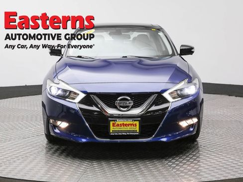Used 2016 Nissan Maxima Platinum w/ Interior Lighting Package FWD image 2