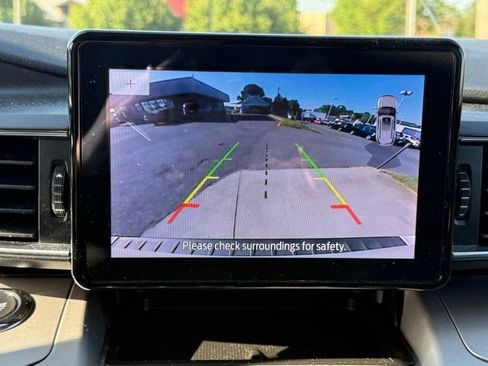 Used 2023 Ford Explorer XLT w/ Equipment Group 202A AWD/4WD image 25