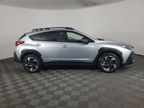 Used 2025 Subaru Crosstrek 2.5i Limited w/ Crosstrek Mirror Package image 3