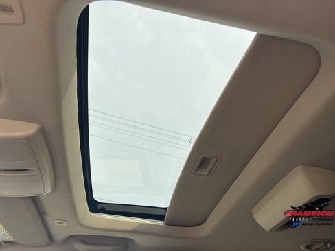 Used 2018 Dodge Journey GT w/ Nav & Sun Group image 25