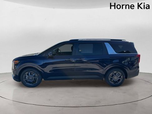 New 2026 Kia Carnival EX FWD image 6