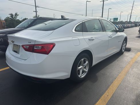 Used 2016 Chevrolet Malibu LS FWD image 6