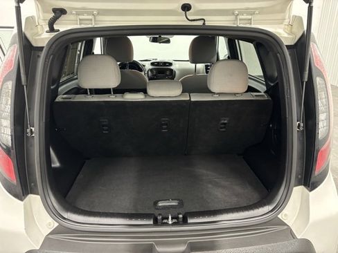 Used 2015 Kia Soul image 8