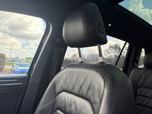 Used 2020 Volkswagen Tiguan SEL Premium R-Line w/ 3rd Row Seat Package image 17