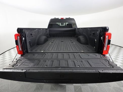 Used 2023 Ford F450 Limited w/ FX4 Off-Road Package image 7