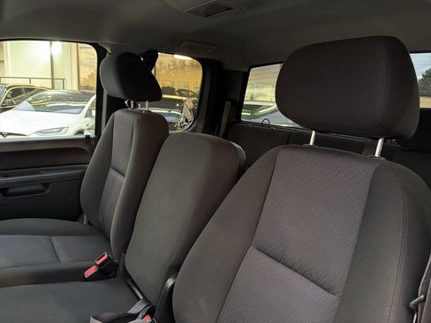 Used 2011 Chevrolet Silverado 2500 LT w/ Interior Plus Package image 29