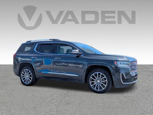 Used 2021 GMC Acadia Denali w/ Denali Technology Package image 3