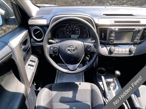 Used 2014 Toyota RAV4 XLE AWD/4WD image 5