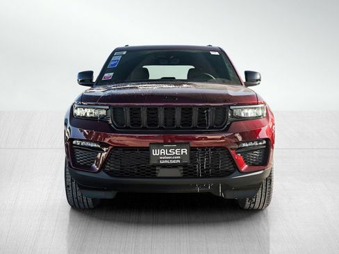 New 2025 Jeep Grand Cherokee Limited w/ Black Appearance Package image 2