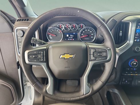 Used 2022 Chevrolet Silverado 1500 LTZ w/ Safety Package II AWD/4WD image 9