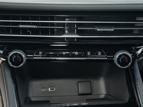 New 2026 Chevrolet Traverse LT w/ Driver Confidence Package image 28